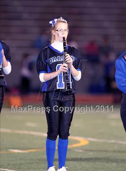 Thumbnail 3 in Lincoln vs. Seagoville (4A Division 2 Region 2 Bi-District) photogallery.