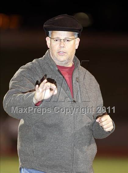Thumbnail 2 in Lincoln vs. Seagoville (4A Division 2 Region 2 Bi-District) photogallery.