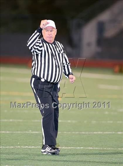 Thumbnail 1 in Lincoln vs. Seagoville (4A Division 2 Region 2 Bi-District) photogallery.