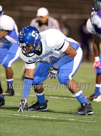 Thumbnail 3 in Lincoln vs. Seagoville (4A Division 2 Region 2 Bi-District) photogallery.