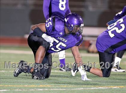 Thumbnail 1 in Lincoln vs. Seagoville (4A Division 2 Region 2 Bi-District) photogallery.
