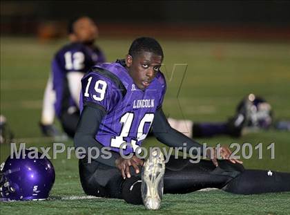 Thumbnail 1 in Lincoln vs. Seagoville (4A Division 2 Region 2 Bi-District) photogallery.