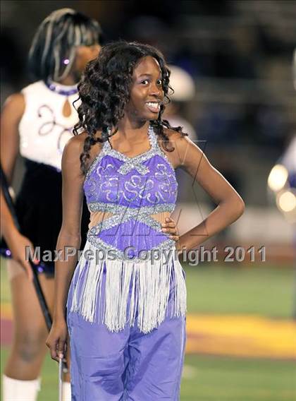Thumbnail 1 in Lincoln vs. Seagoville (4A Division 2 Region 2 Bi-District) photogallery.