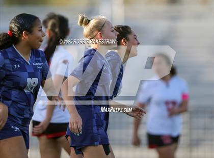 Thumbnail 3 in Wylie East vs. Tyler Legacy (UIL 6A D2 Bi-District Playoff) photogallery.