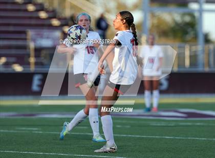 Thumbnail 1 in Wylie East vs. Tyler Legacy (UIL 6A D2 Bi-District Playoff) photogallery.