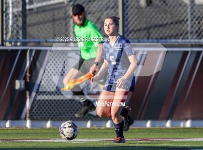 Thumbnail 2 in Wylie East vs. Tyler Legacy (UIL 6A D2 Bi-District Playoff) photogallery.