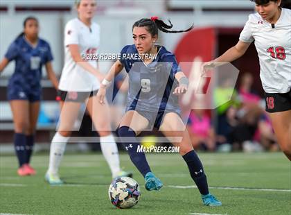 Thumbnail 3 in Wylie East vs. Tyler Legacy (UIL 6A D2 Bi-District Playoff) photogallery.