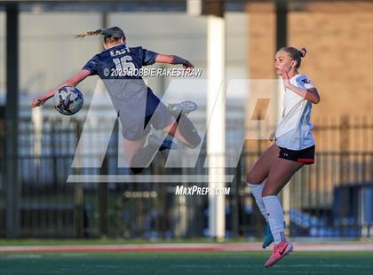 Thumbnail 3 in Wylie East vs. Tyler Legacy (UIL 6A D2 Bi-District Playoff) photogallery.