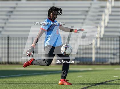 Thumbnail 3 in Wylie East vs. Tyler Legacy (UIL 6A D2 Bi-District Playoff) photogallery.