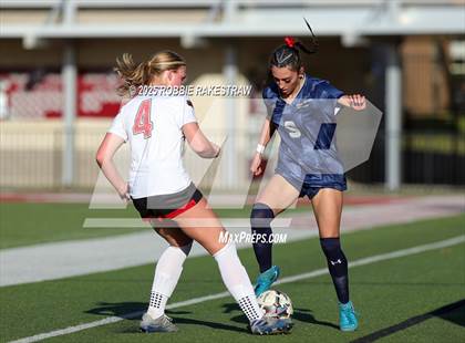Thumbnail 1 in Wylie East vs. Tyler Legacy (UIL 6A D2 Bi-District Playoff) photogallery.