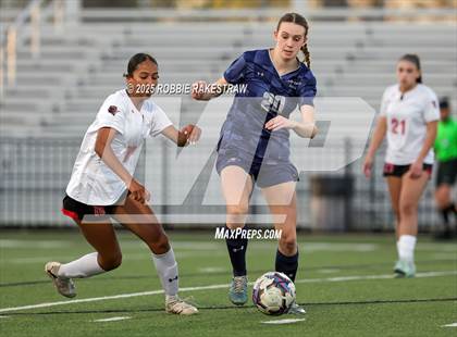 Thumbnail 2 in Wylie East vs. Tyler Legacy (UIL 6A D2 Bi-District Playoff) photogallery.