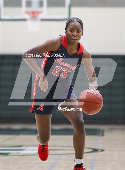 Thumbnail 2 in San Joaquin Memorial vs. Paso Robles (H.I.T Hoover High School) photogallery.