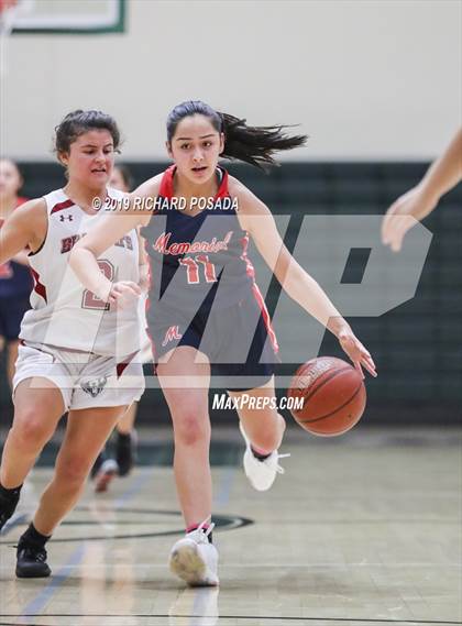 Thumbnail 2 in San Joaquin Memorial vs. Paso Robles (H.I.T Hoover High School) photogallery.