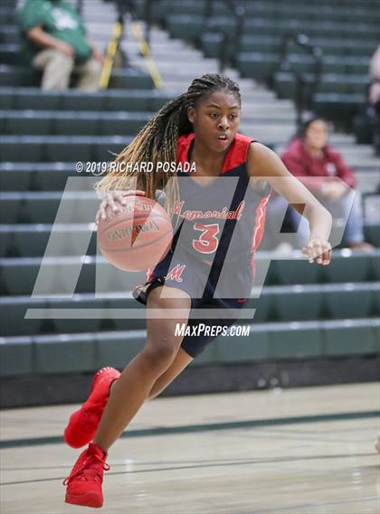 Thumbnail 1 in San Joaquin Memorial vs. Paso Robles (H.I.T Hoover High School) photogallery.