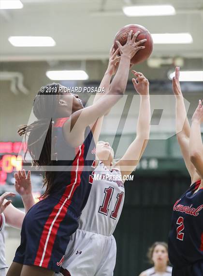 Thumbnail 3 in San Joaquin Memorial vs. Paso Robles (H.I.T Hoover High School) photogallery.