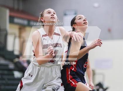 Thumbnail 2 in San Joaquin Memorial vs. Paso Robles (H.I.T Hoover High School) photogallery.