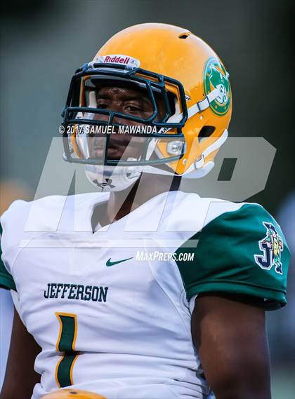 Thumbnail 3 in Harvard-Westlake vs Jefferson photogallery.