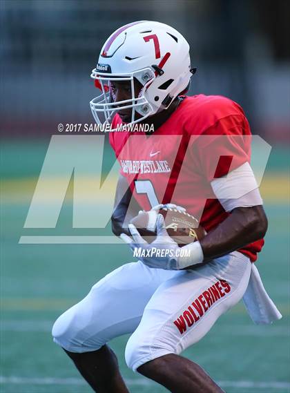 Thumbnail 3 in Harvard-Westlake vs Jefferson photogallery.