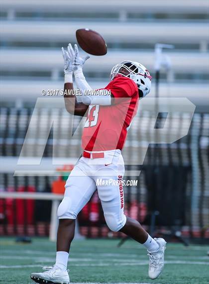 Thumbnail 1 in Harvard-Westlake vs Jefferson photogallery.