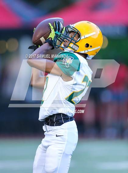 Thumbnail 3 in Harvard-Westlake vs Jefferson photogallery.