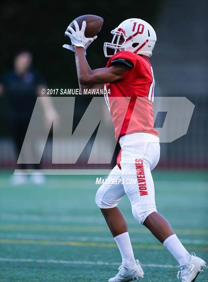 Thumbnail 2 in Harvard-Westlake vs Jefferson photogallery.