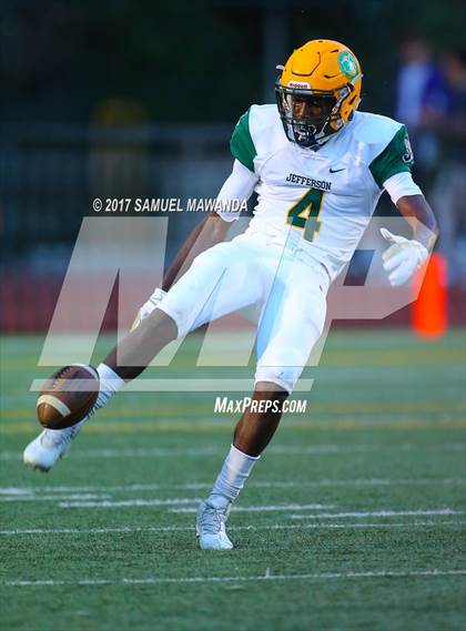 Thumbnail 1 in Harvard-Westlake vs Jefferson photogallery.