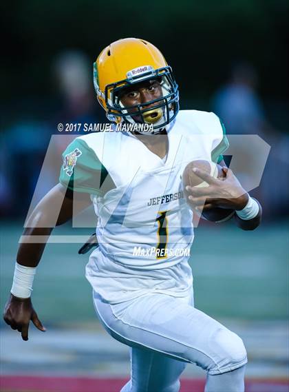 Thumbnail 2 in Harvard-Westlake vs Jefferson photogallery.