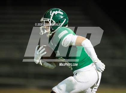 Thumbnail 3 in Roosevelt vs Eagle Rock photogallery.