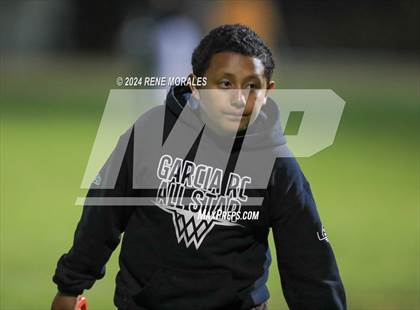 Thumbnail 3 in Roosevelt vs Eagle Rock photogallery.