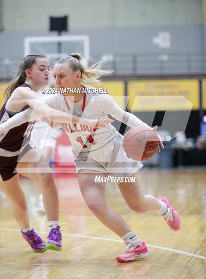 Thumbnail 1 in Richmond vs. Hall-Dale (MPA Class C Semifinal) photogallery.