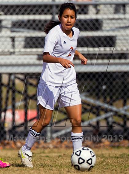 Thumbnail 2 in Alvin vs Morton Ranch (Pearland Shootout) photogallery.