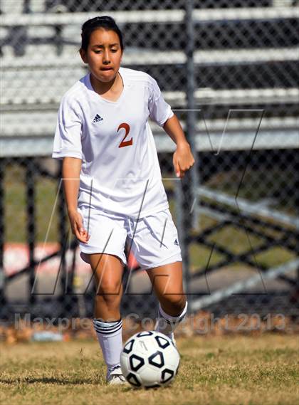 Thumbnail 3 in Alvin vs Morton Ranch (Pearland Shootout) photogallery.