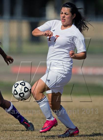 Thumbnail 2 in Alvin vs Morton Ranch (Pearland Shootout) photogallery.