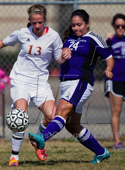 Thumbnail 3 in Alvin vs Morton Ranch (Pearland Shootout) photogallery.
