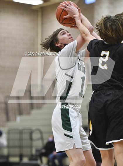 Thumbnail 2 in Arapahoe @ Bear Creek photogallery.