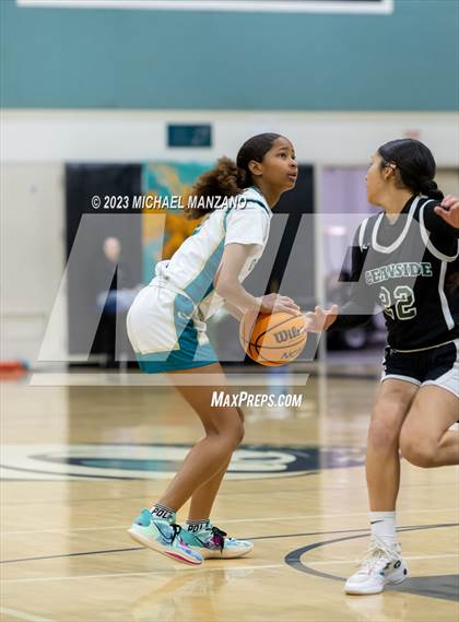 Thumbnail 3 in Oceanside vs. Olympian photogallery.