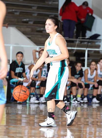 Thumbnail 2 in Sam Rayburn vs. Pasadena Memorial (McDonald's Texas Invitational) photogallery.