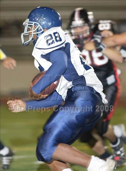Thumbnail 1 in Chino vs. Glendora photogallery.