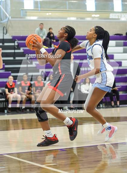 Thumbnail 2 in Riverdale Ridge vs. Liberty (Utah Holiday Hoopfest) photogallery.