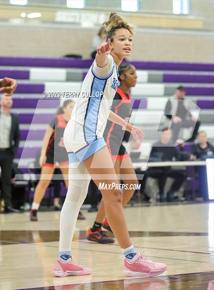 Thumbnail 3 in Riverdale Ridge vs. Liberty (Utah Holiday Hoopfest) photogallery.