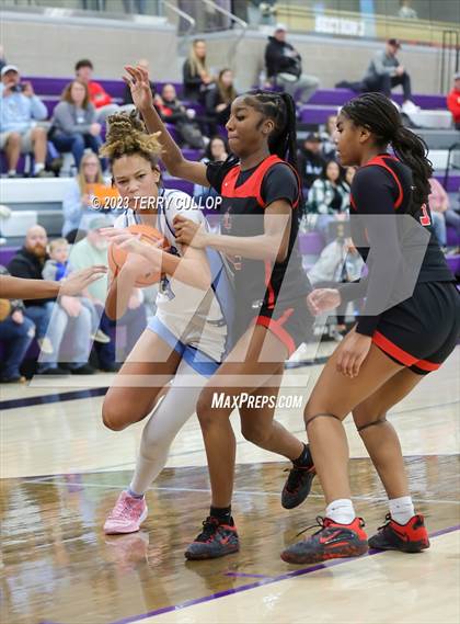 Thumbnail 3 in Riverdale Ridge vs. Liberty (Utah Holiday Hoopfest) photogallery.