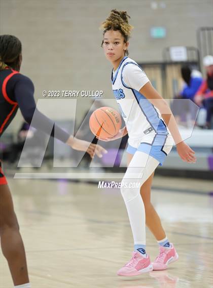 Thumbnail 1 in Riverdale Ridge vs. Liberty (Utah Holiday Hoopfest) photogallery.