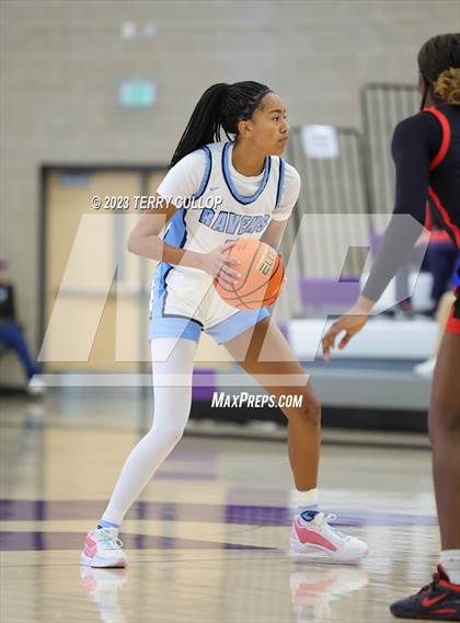 Thumbnail 2 in Riverdale Ridge vs. Liberty (Utah Holiday Hoopfest) photogallery.