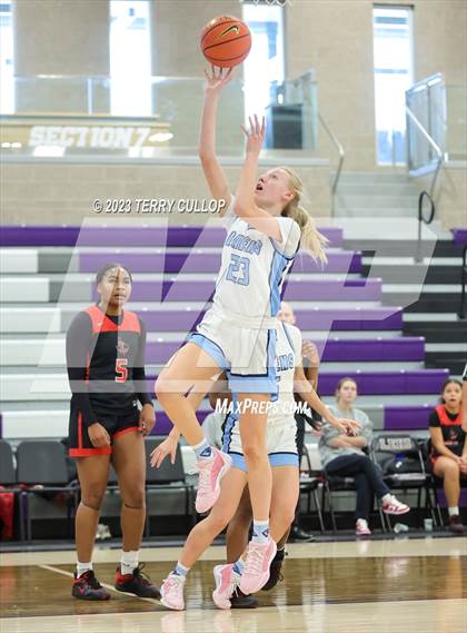 Thumbnail 2 in Riverdale Ridge vs. Liberty (Utah Holiday Hoopfest) photogallery.