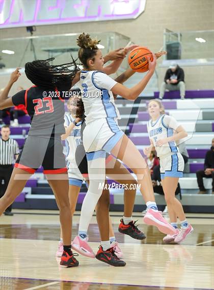 Thumbnail 2 in Riverdale Ridge vs. Liberty (Utah Holiday Hoopfest) photogallery.