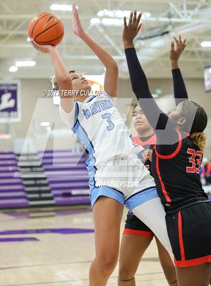 Thumbnail 2 in Riverdale Ridge vs. Liberty (Utah Holiday Hoopfest) photogallery.