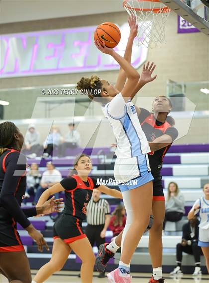 Thumbnail 1 in Riverdale Ridge vs. Liberty (Utah Holiday Hoopfest) photogallery.
