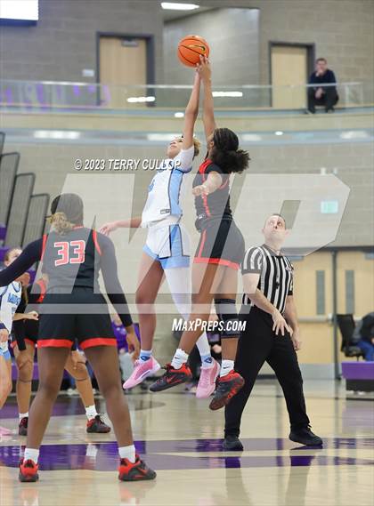Thumbnail 2 in Riverdale Ridge vs. Liberty (Utah Holiday Hoopfest) photogallery.