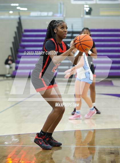 Thumbnail 3 in Riverdale Ridge vs. Liberty (Utah Holiday Hoopfest) photogallery.