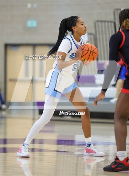 Thumbnail 3 in Riverdale Ridge vs. Liberty (Utah Holiday Hoopfest) photogallery.